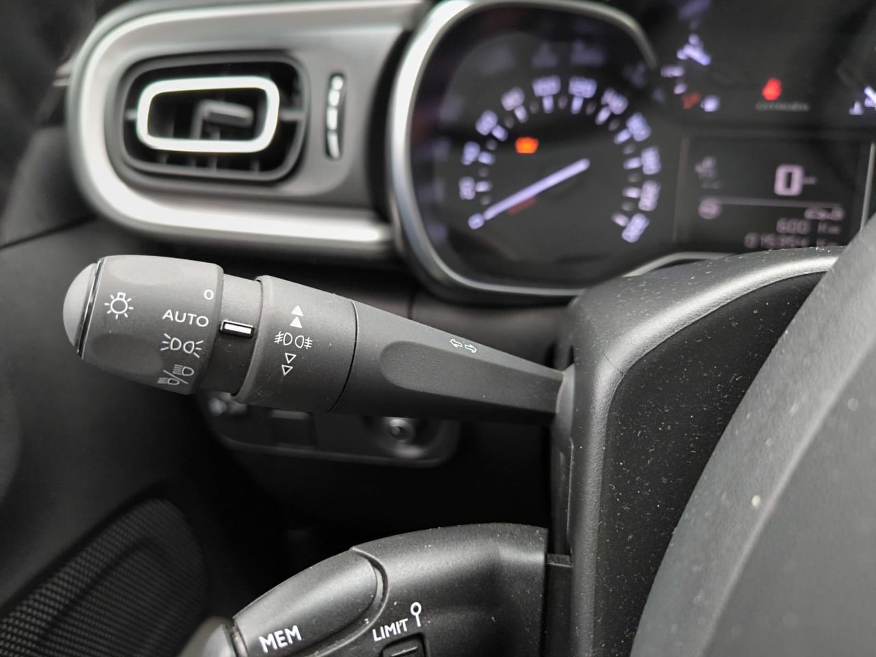 Citroën C3 BLUE HDI 100 CV SHINE  - Foto 2