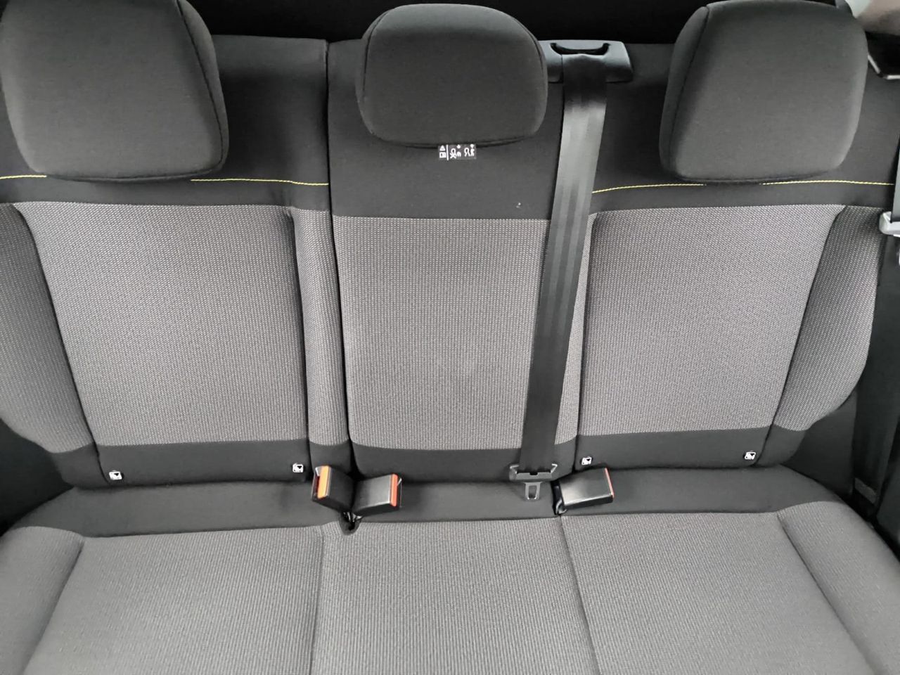 Citroën C3 BLUE HDI 100 CV SHINE  - Foto 2