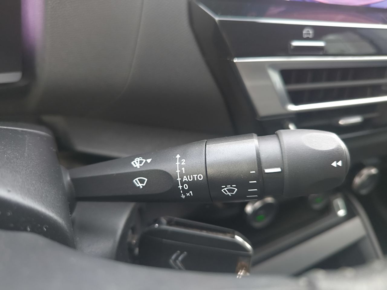 Citroën C4 FEEL PACK PURE TECH 130 CV  - Foto 2