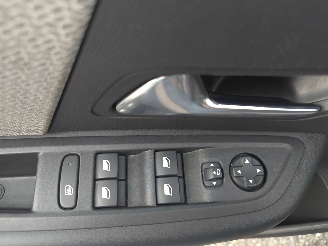 Citroën C4 FEEL PACK PURE TECH 130 CV  - Foto 2