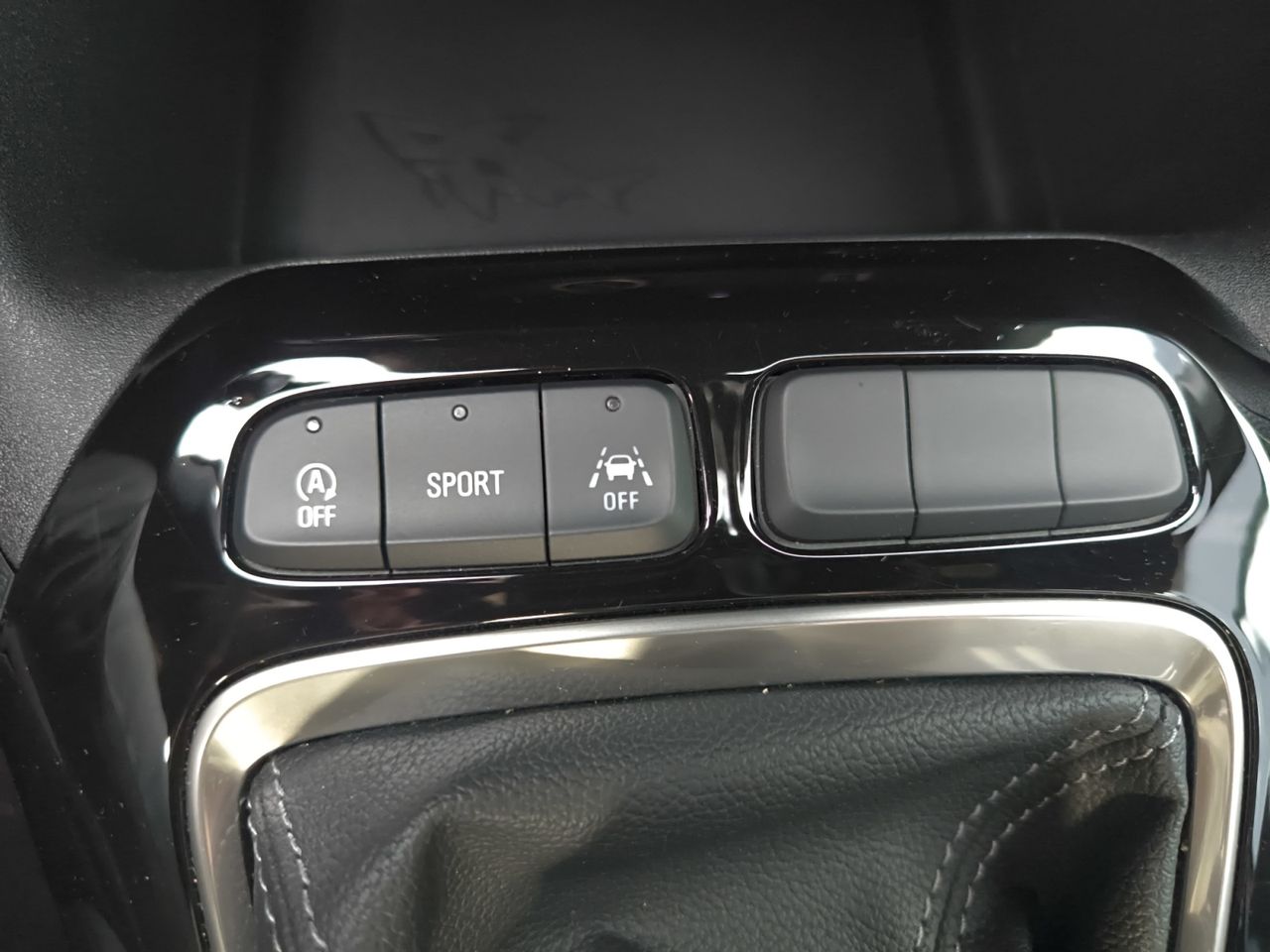 Opel Corsa GS 1.2 T XHL MT6  - Foto 2