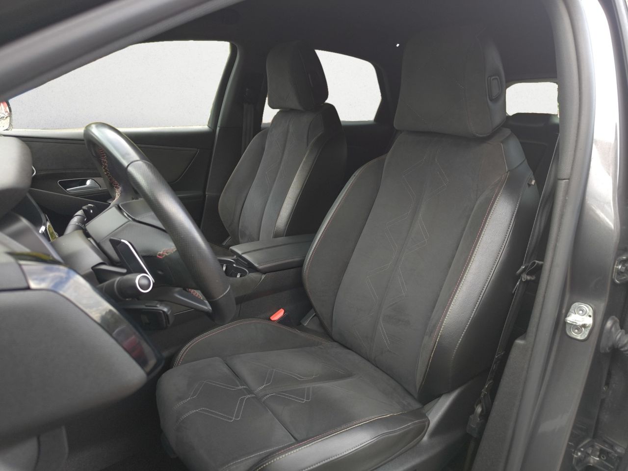 DS DS 7 CROSSBACK E TENSE 225 PERFORMANCE LINE  - Foto 2