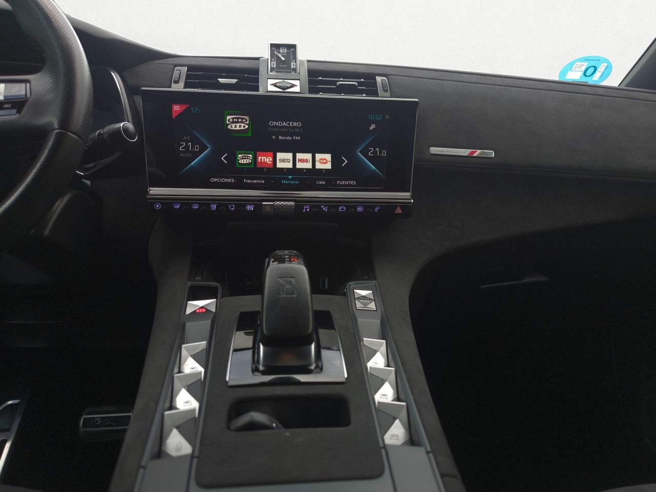 DS DS 7 CROSSBACK E TENSE 225 PERFORMANCE LINE  - Foto 2