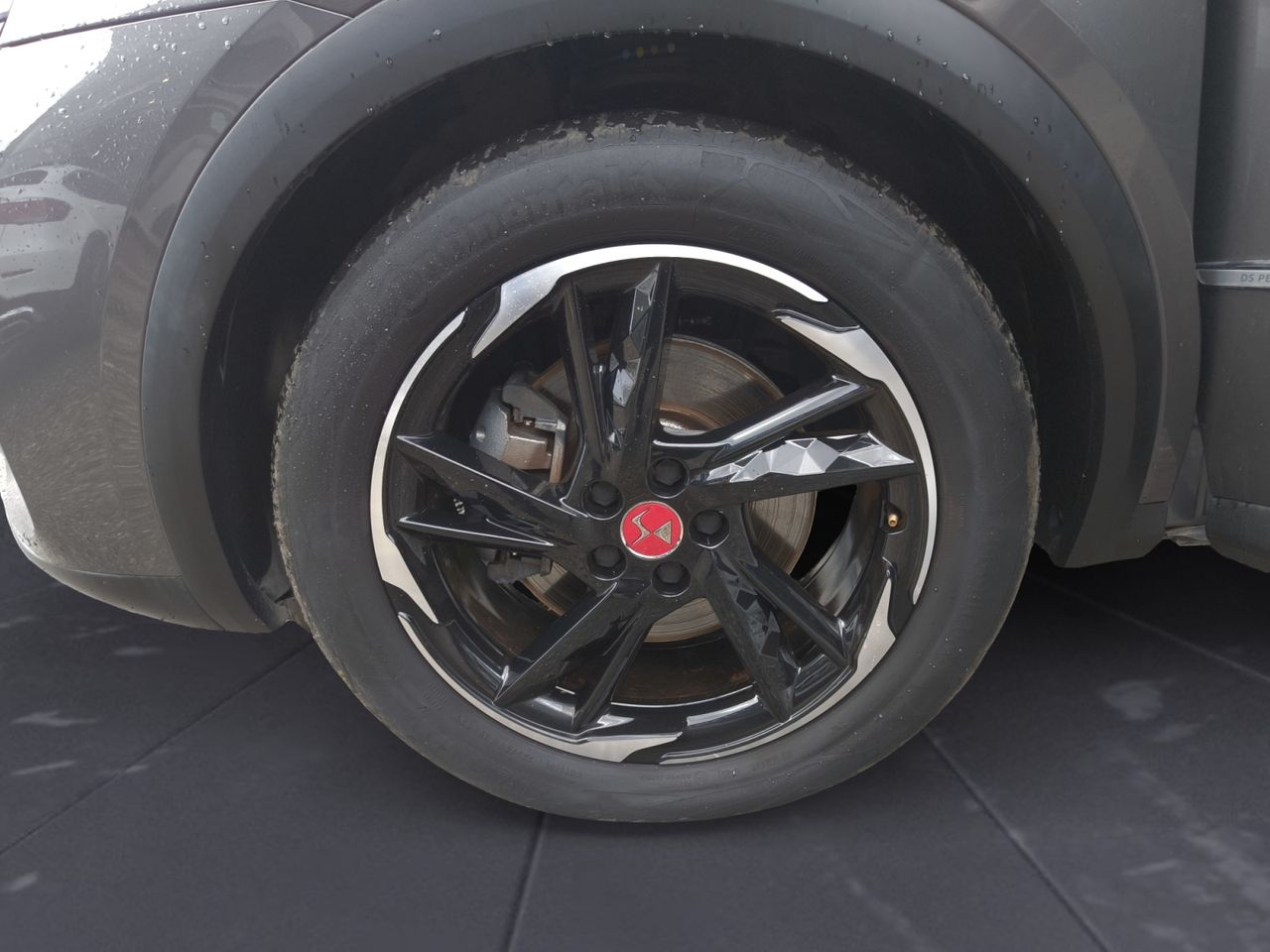 DS DS 7 CROSSBACK E TENSE 225 PERFORMANCE LINE  - Foto 2