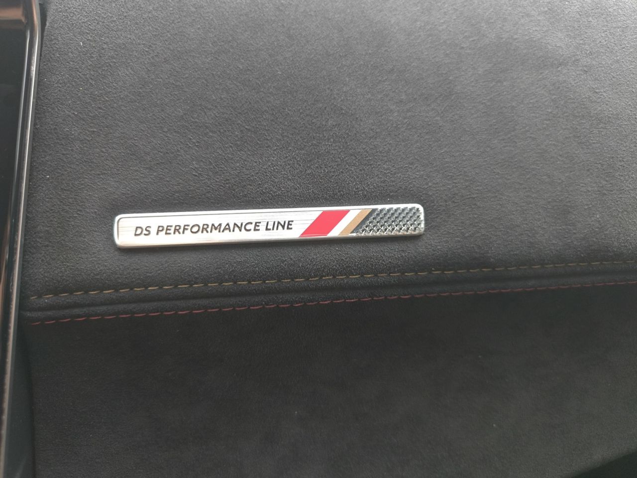 DS DS 7 CROSSBACK E TENSE 225 PERFORMANCE LINE  - Foto 2