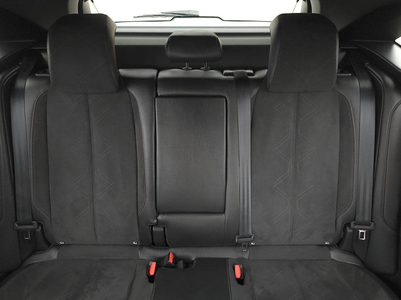 DS DS 7 DS7 CROSSBACK E-TENSE 225 PERFOMANCE LINE  - Foto 2