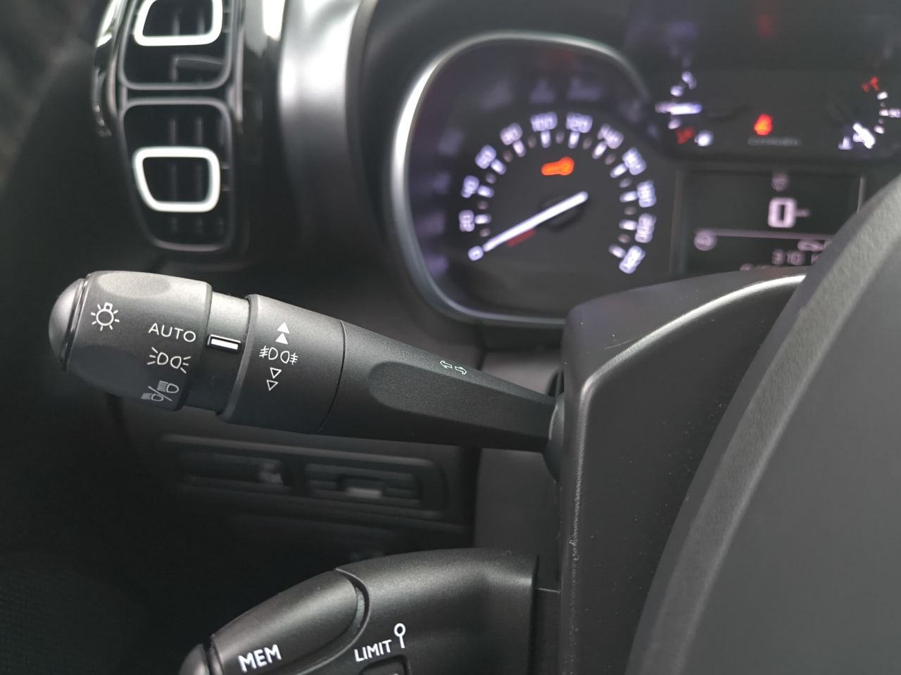 Citroën C3 Aircross HDI 110CV  SHINE  - Foto 2