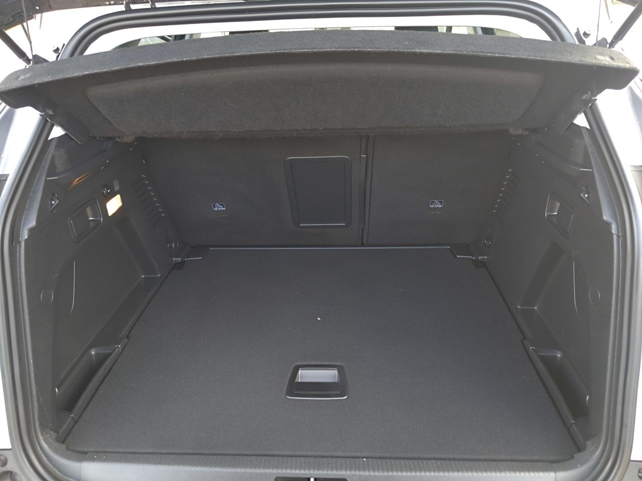 Peugeot 3008 ALLURE 130CV  - Foto 2