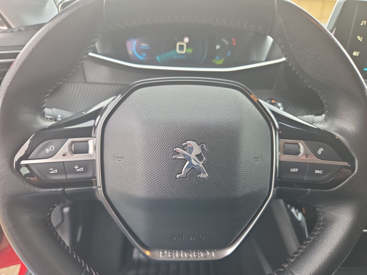 Peugeot e-208 ALLURE  - Foto 2