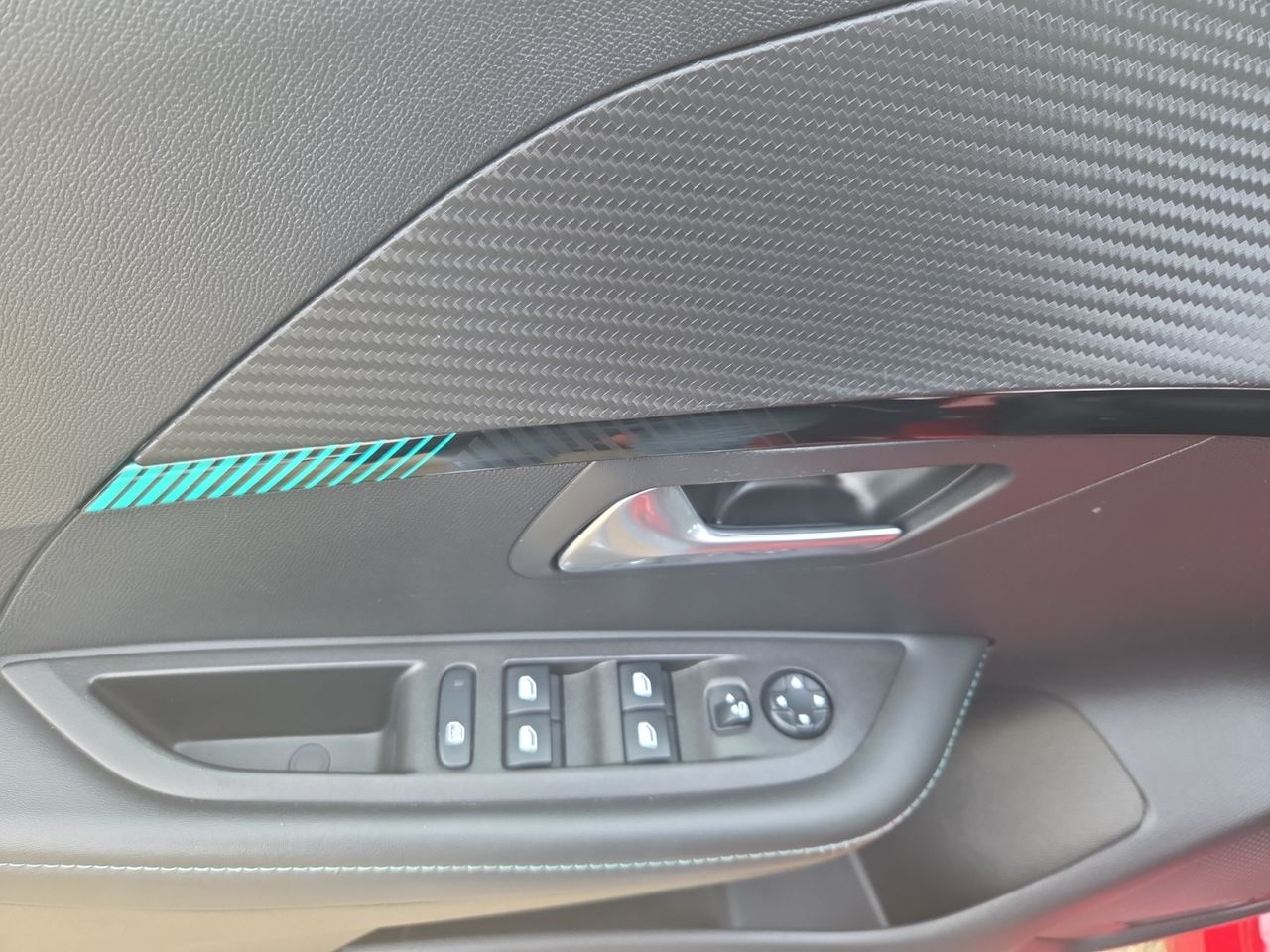 Peugeot e-208 ALLURE  - Foto 2