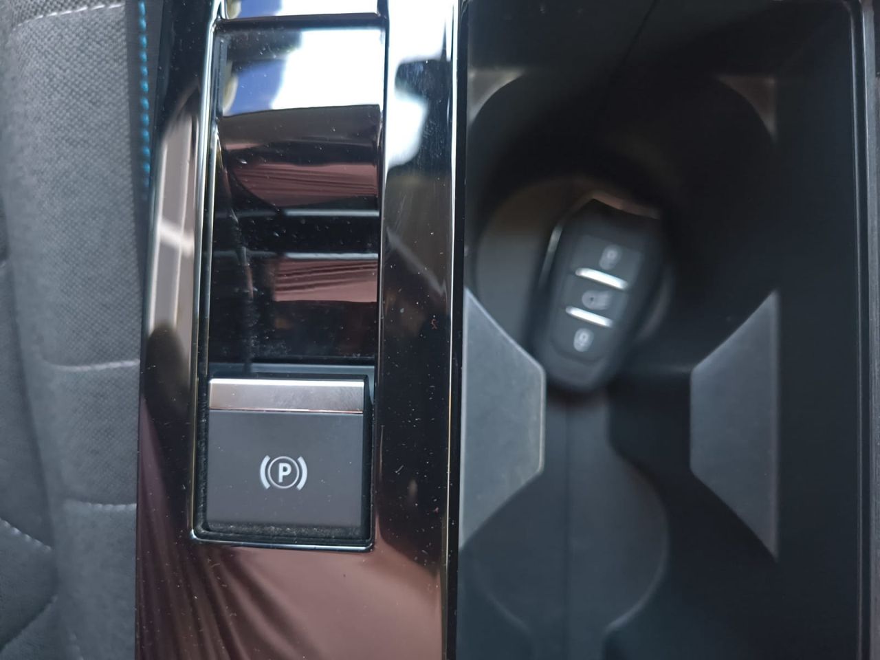 Citroën C4 BLUE HDI 130 CV EAT8 FEEL PACK  - Foto 2