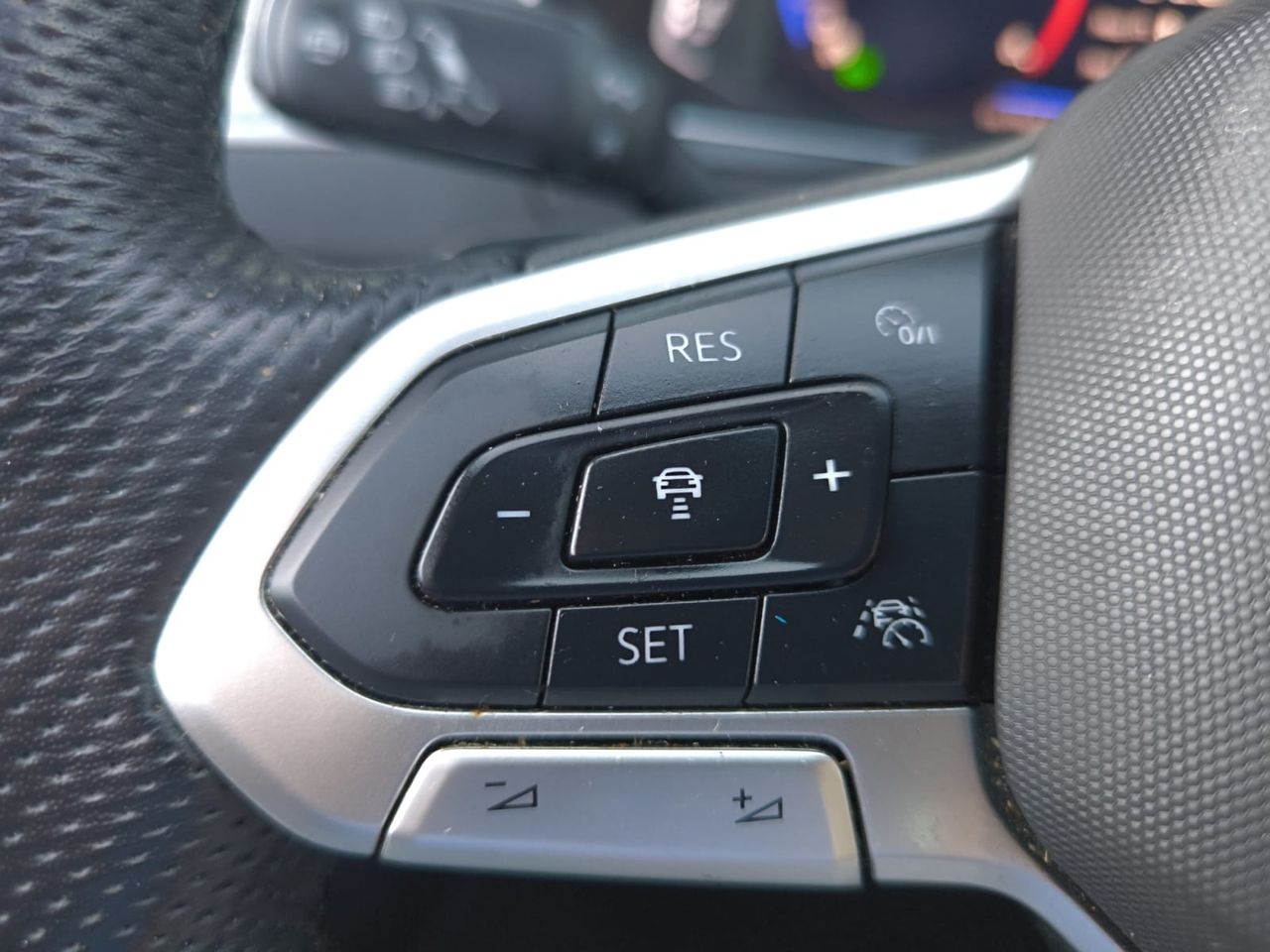 Volkswagen Passat VARIANT R LINE 2.0 TDI 110 KW 150 CV DSG  - Foto 2