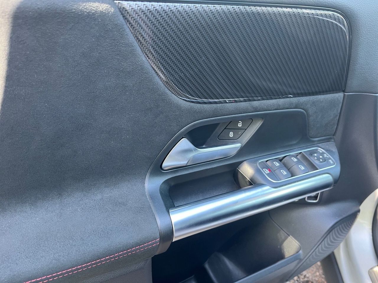 Mercedes GLA 250 e AMG LINE+PAQUETE ADVANTAGE+SMARTPHONE  - Foto 2