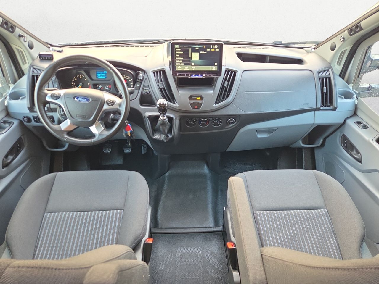 Ford Transit KOMBI 320 L2 TREND  - Foto 2