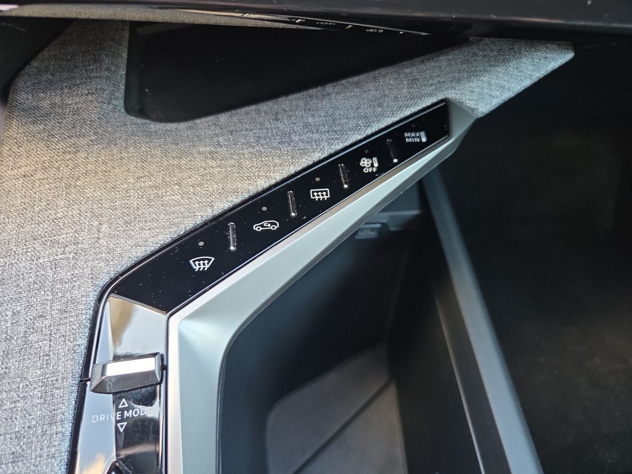 Peugeot 5008 ALLURE HYBRID 145 eDCS6  - Foto 2