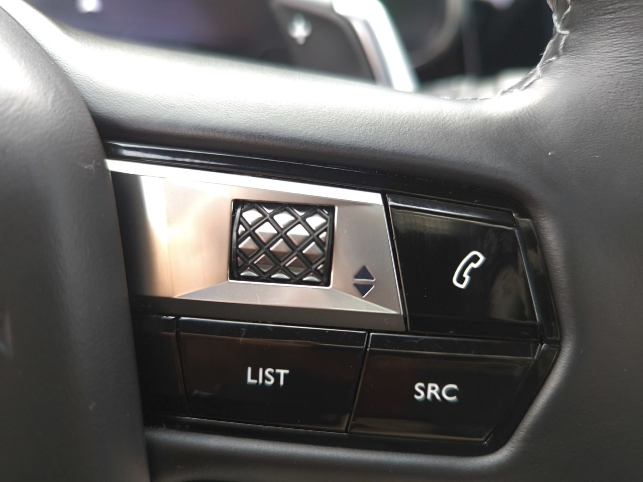 DS DS 7 Crossback E TENSE 225 GRAND CHIC  - Foto 2