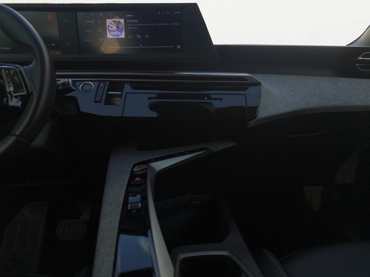 Peugeot 5008 ALLURE HYBRID 145 eDCS6  - Foto 2