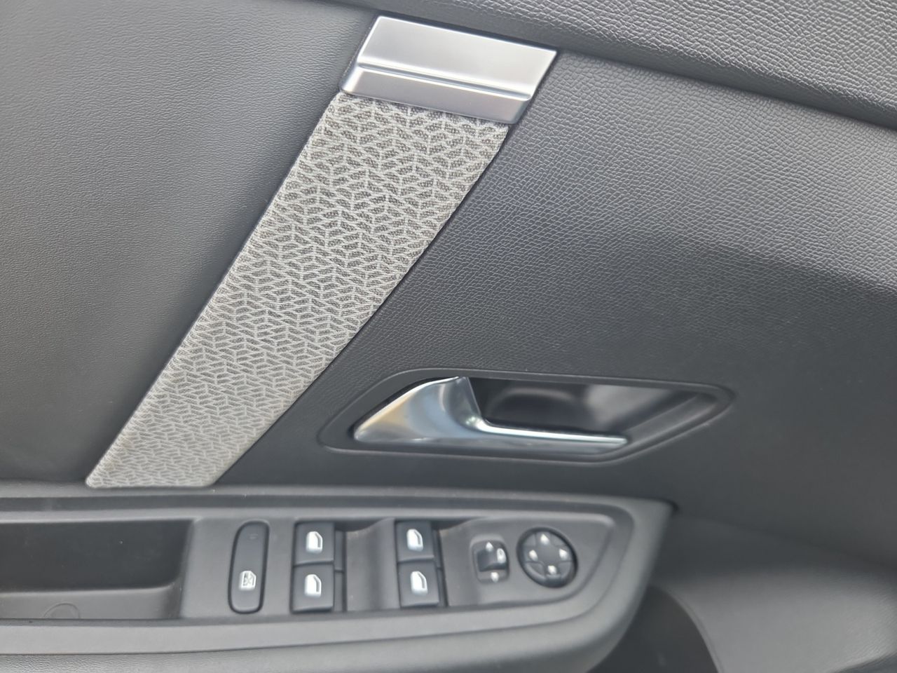 Citroën C4 PURE TECH 100 CV FEEL  - Foto 2