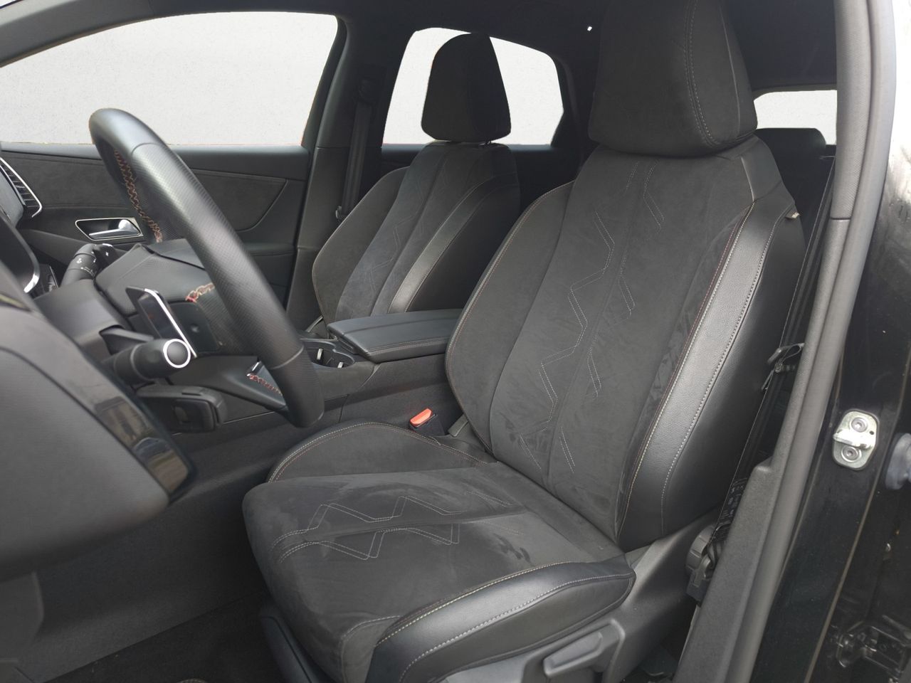 DS DS 7 Crossback E TENSE 300 4X4 PERFORMANCE LINE  - Foto 2