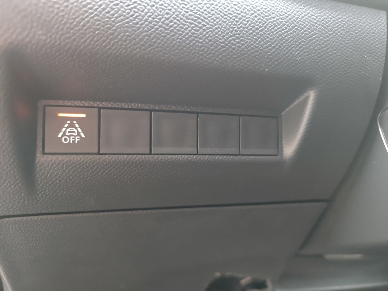 Peugeot 2008 GT LINE PURE TECH 130 CV EAT8  - Foto 2