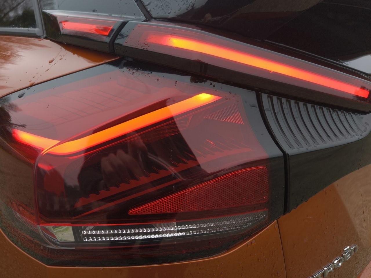 Citroën C4 BLUE HDI 130 CV EAT8 FEEL PACK  - Foto 2