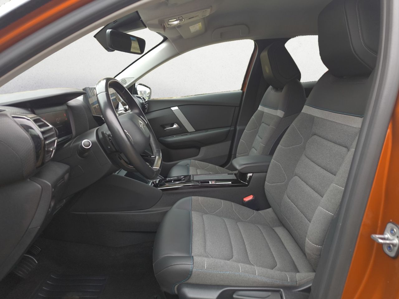 Citroën C4 BLUE HDI 130 CV EAT8 FEEL PACK  - Foto 2