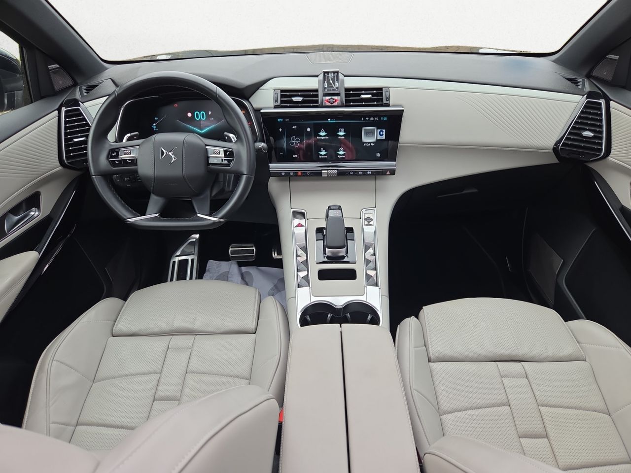 DS DS 7 E TENSE 4X4 360 OPERA  - Foto 2