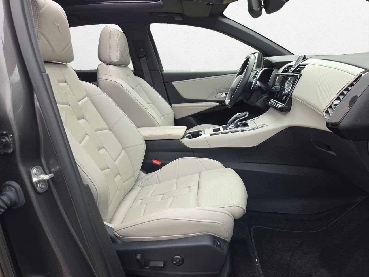 DS DS 7 E TENSE 4X4 360 OPERA  - Foto 2