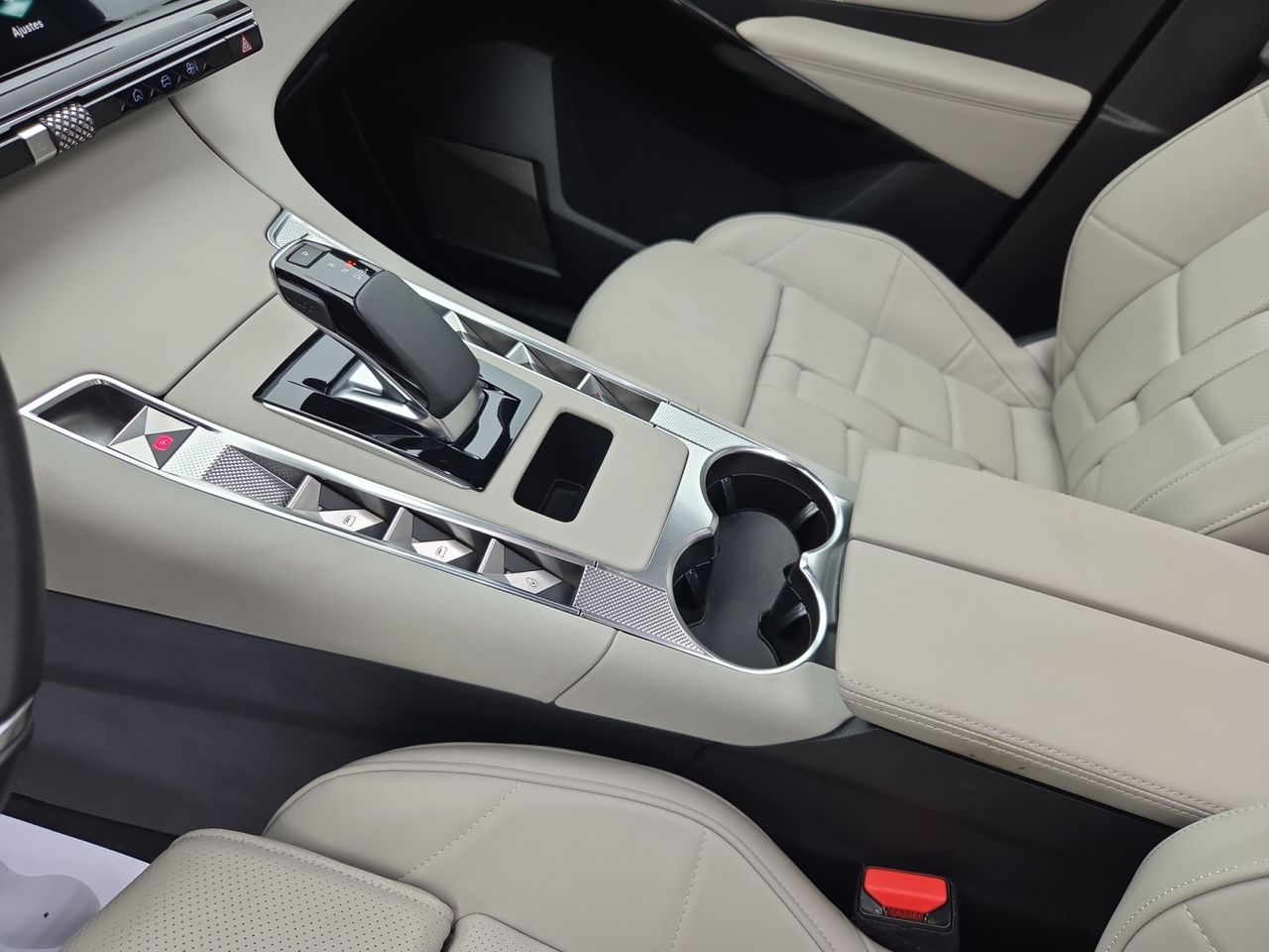 DS DS 7 E TENSE 4X4 360 OPERA  - Foto 2