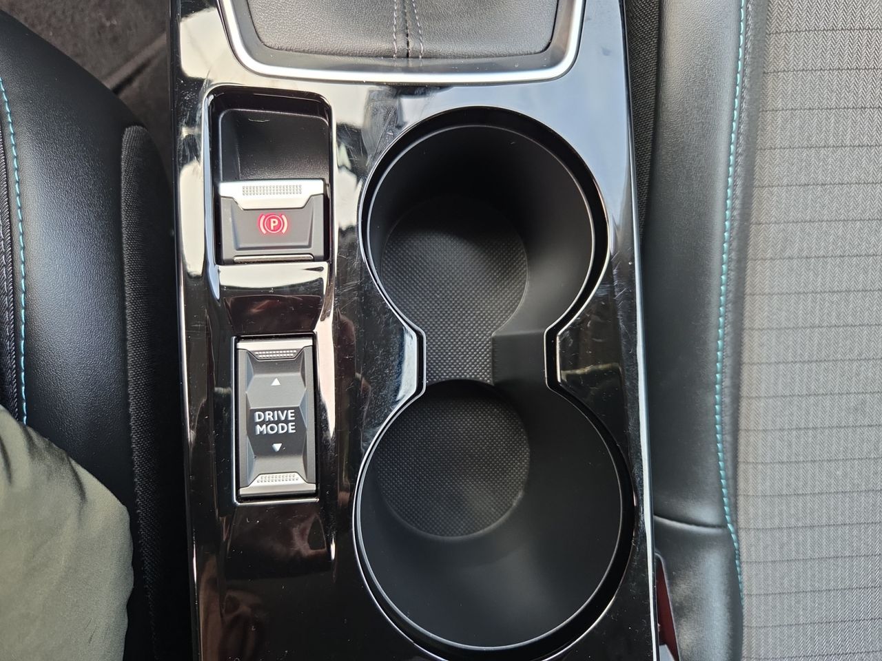 Peugeot 2008 ALLURE BLUE HDI 110 CV    - Foto 2