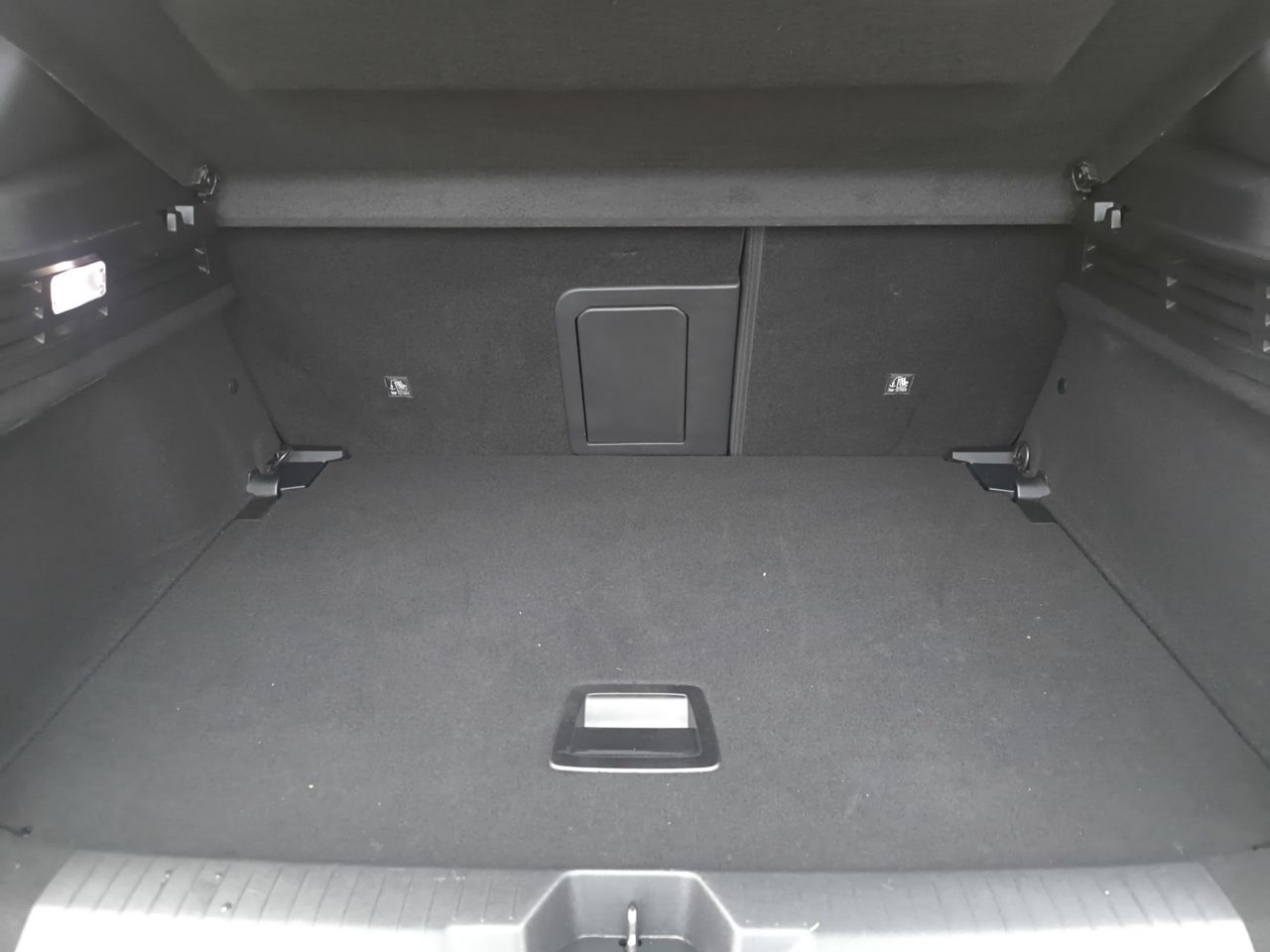 Opel Astra ELEGANCE 1.2 T XHT MT6  - Foto 2