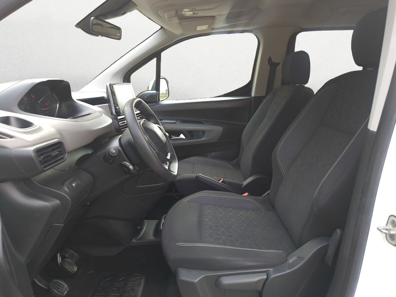 Peugeot Rifter ACTIVE BLUE HDI 100 CV STANDARD  - Foto 2