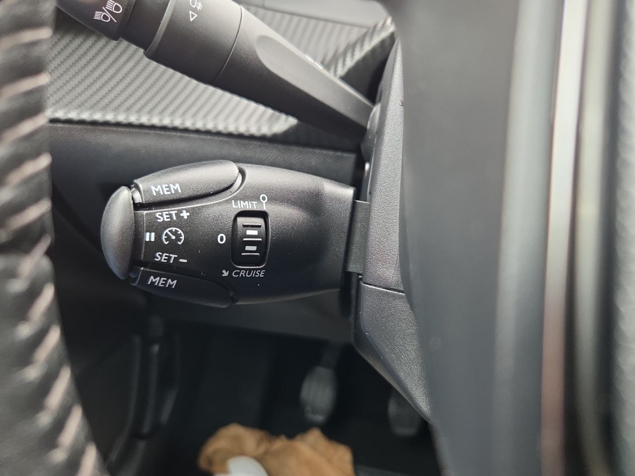 Peugeot 208 ACTIVE PACK PURE TECH 100 CV  - Foto 2