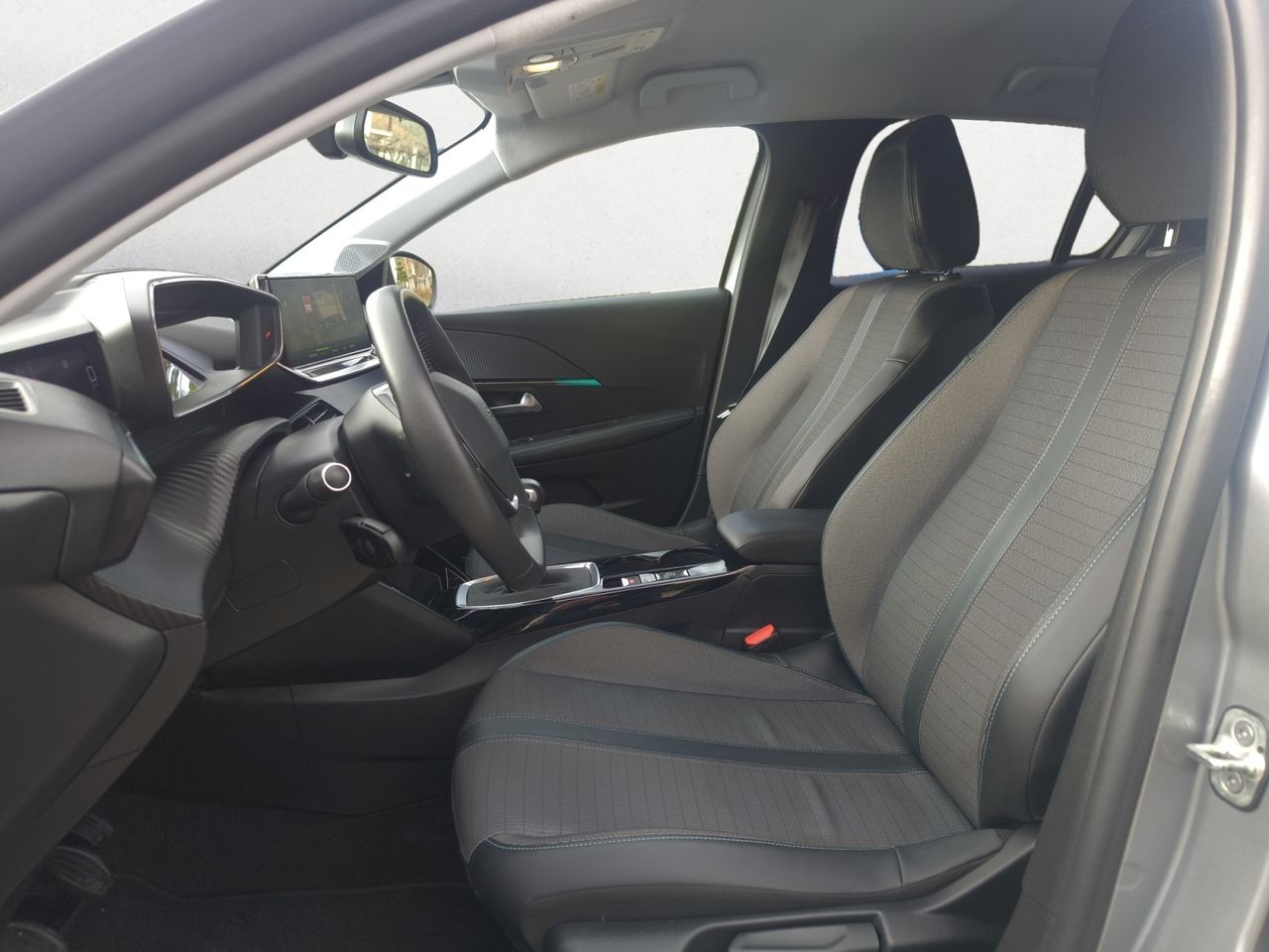 Peugeot 208 ALLURE PACK PURE TECH 100 CV  - Foto 2