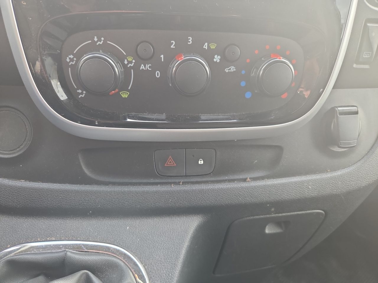 Renault Trafic FG 29 L1 H1 120 CV  - Foto 2