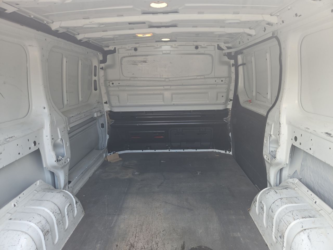 Renault Trafic FG 29 L1 H1 120 CV  - Foto 2