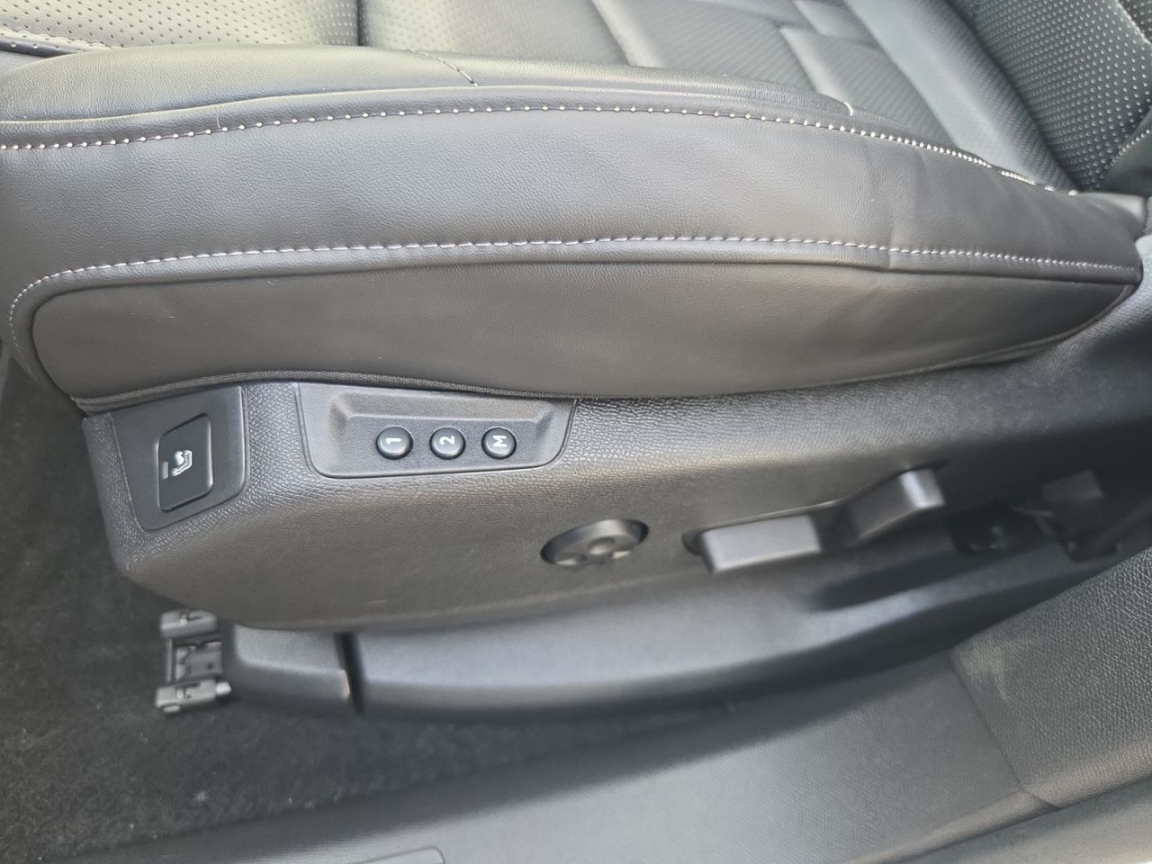 DS DS 7 Crossback E TENSE 300 4X4 RIVOLI  - Foto 2