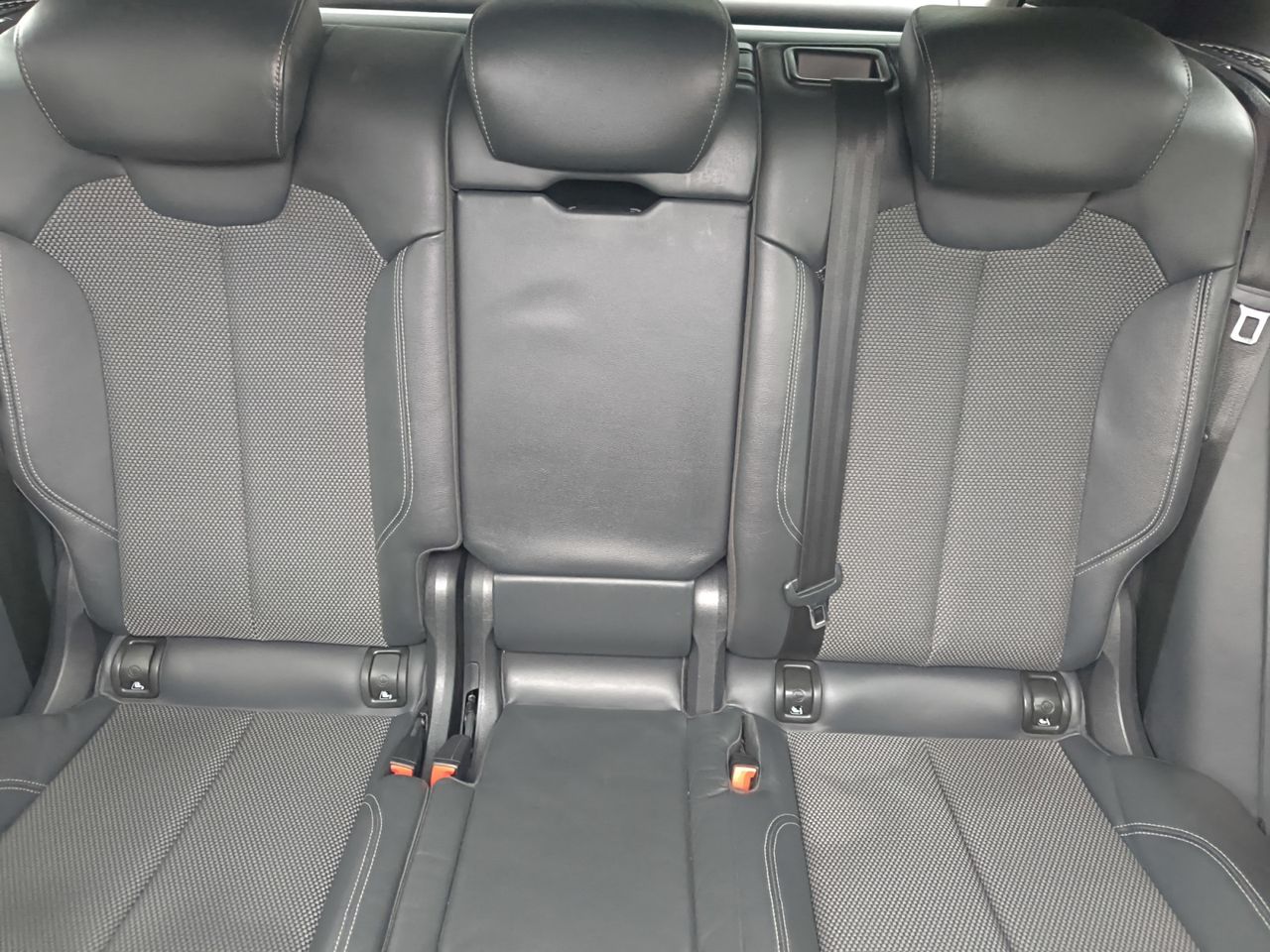 Audi Q5 BLACK LINE 40 TDI QUATTROULTRA  - Foto 2