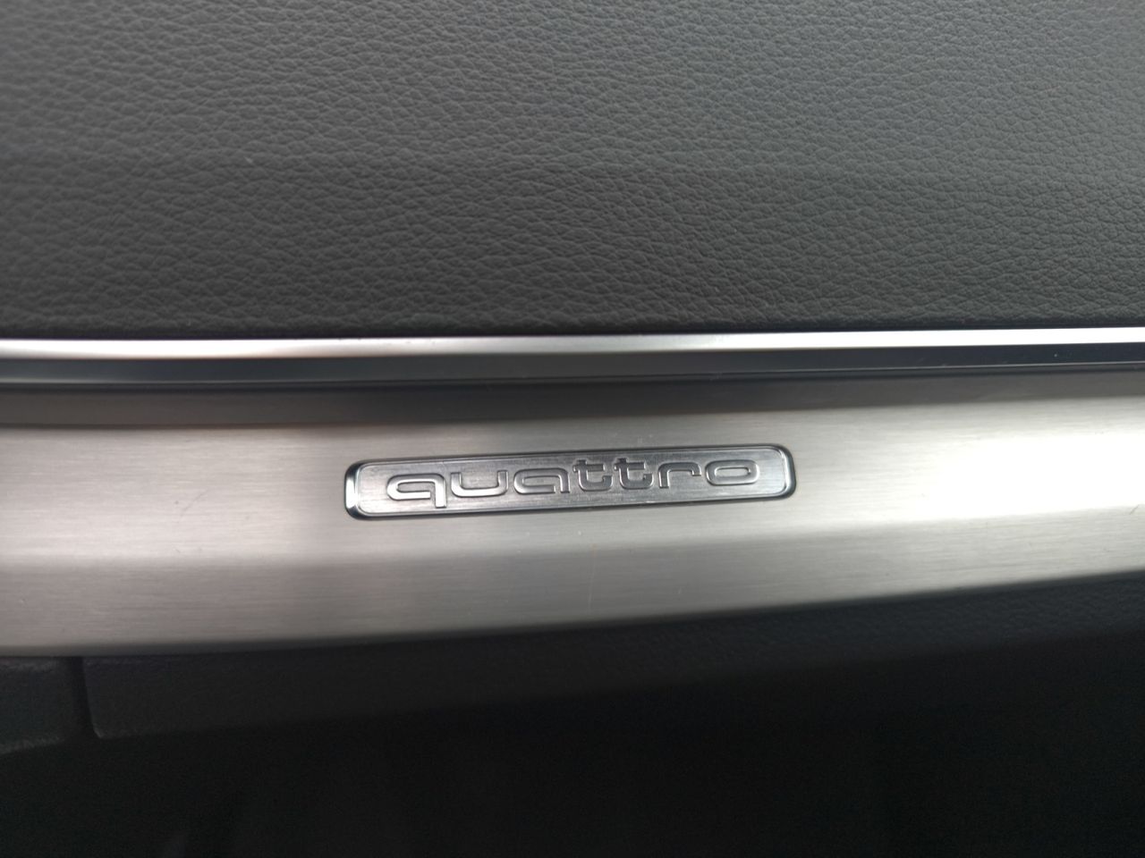 Audi Q5 BLACK LINE 40 TDI QUATTROULTRA  - Foto 2