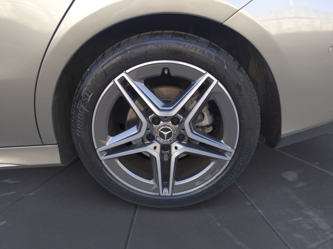 Mercedes CLA 200 D DCT AMG + TECHO PANORAMICO  - Foto 2