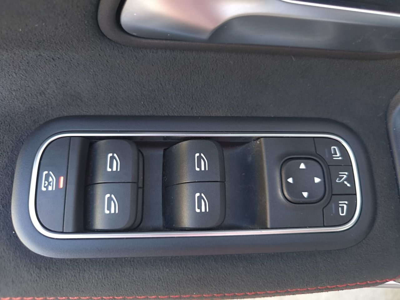 Mercedes CLA 200 D DCT AMG + TECHO PANORAMICO  - Foto 2