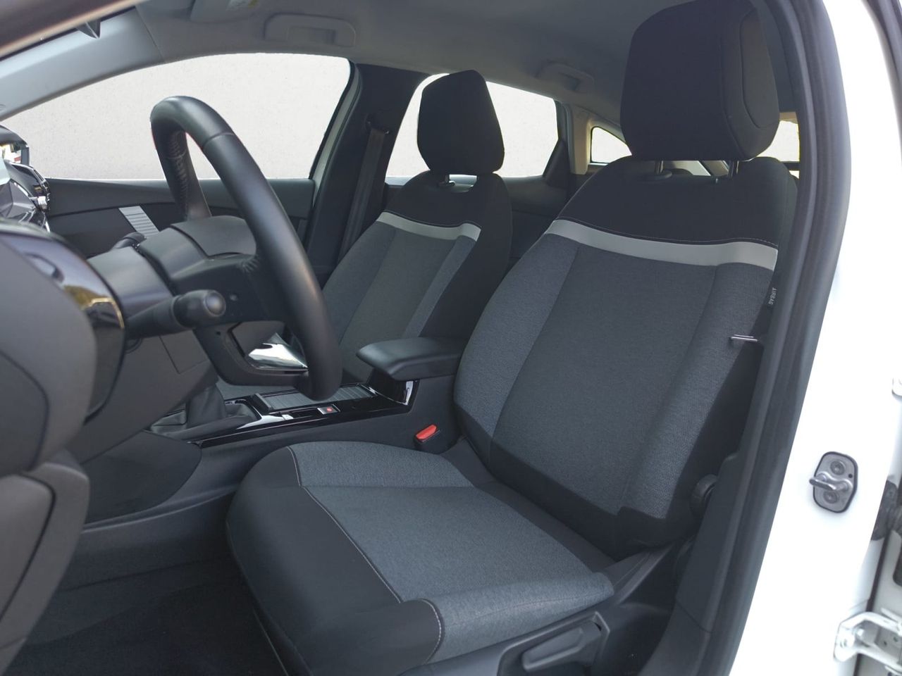 Citroën C4 FEEL BLUE HDI 110 CV  - Foto 2