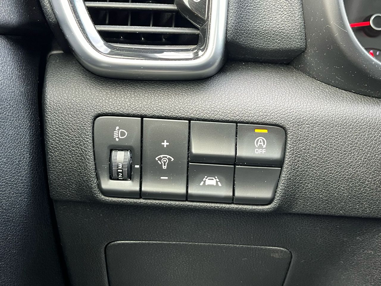 Kia Sportage 1.6 GDI DRIVE 4X2  132 CV  - Foto 2