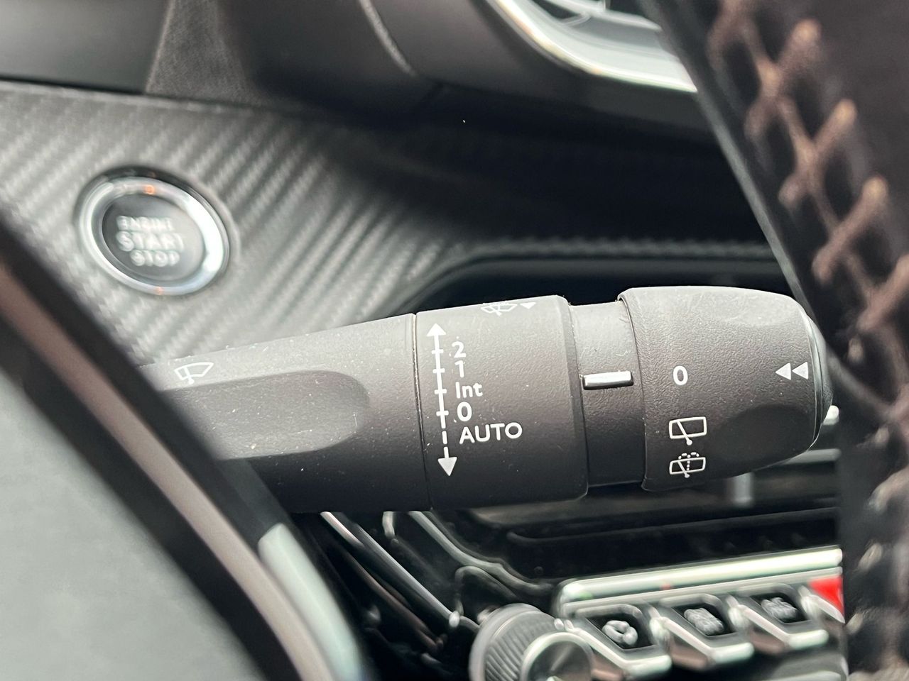 Peugeot e-2008 ACTIVE ELECTRICO 136 CV  - Foto 2