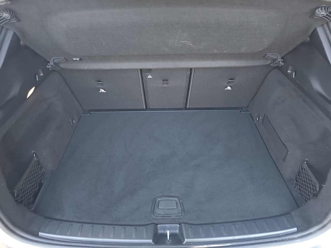 Mercedes GLA 200 D  - Foto 2