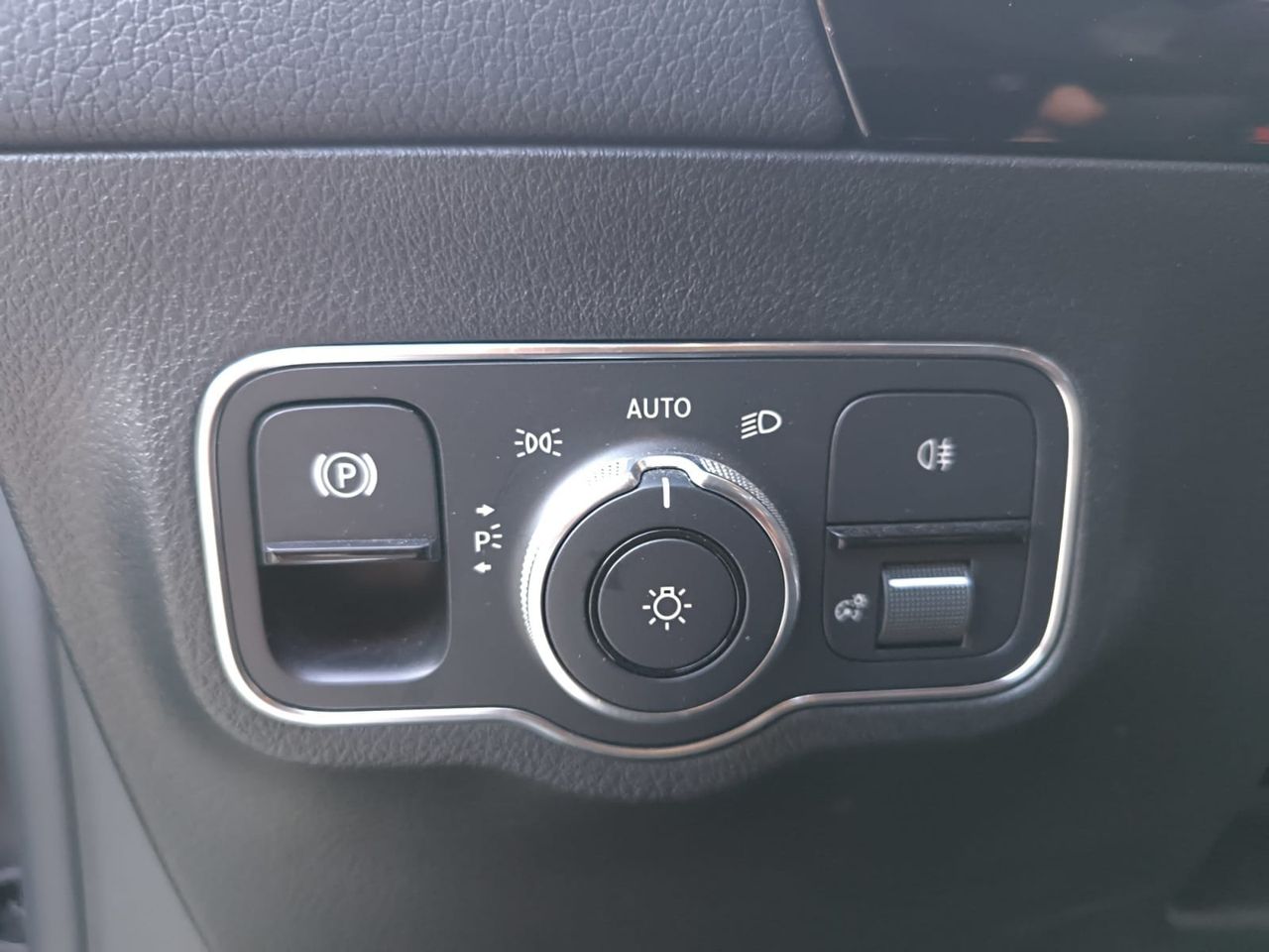 Mercedes GLA 200 D  - Foto 2