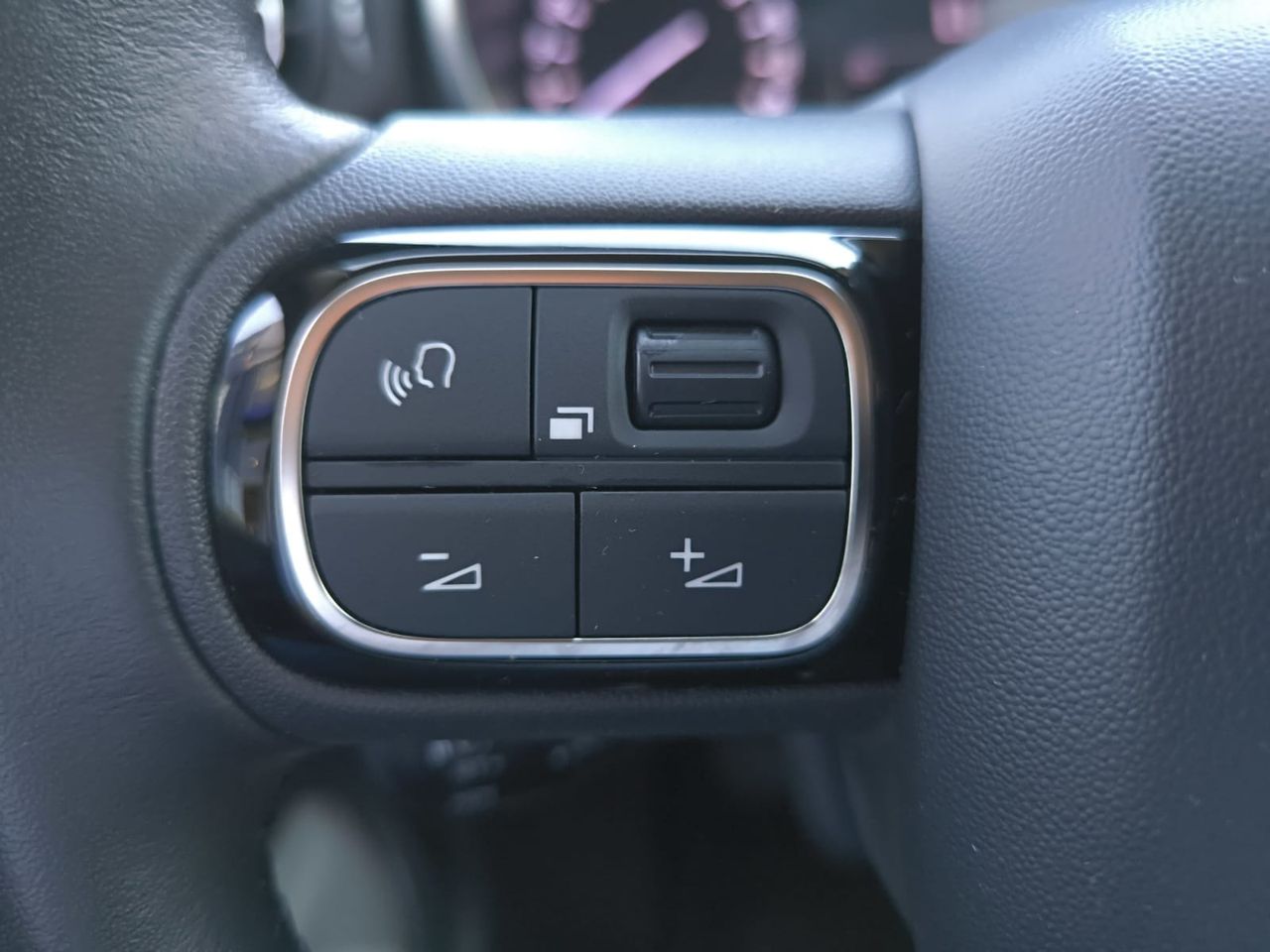 Citroën C3 BLUE HDI 100 CV SHINE  - Foto 2