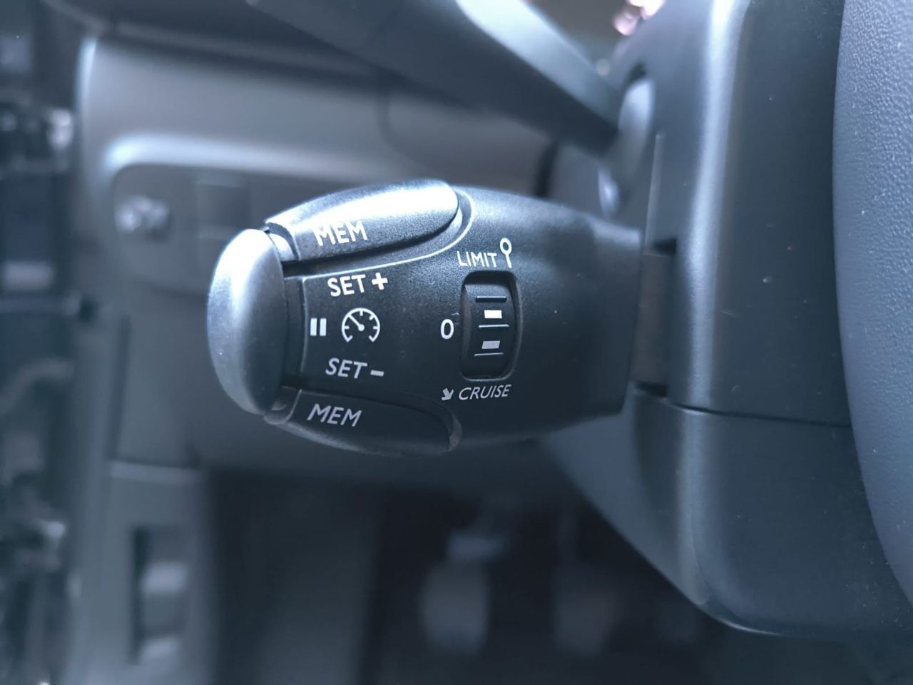 Citroën C3 BLUE HDI 100 CV SHINE  - Foto 2