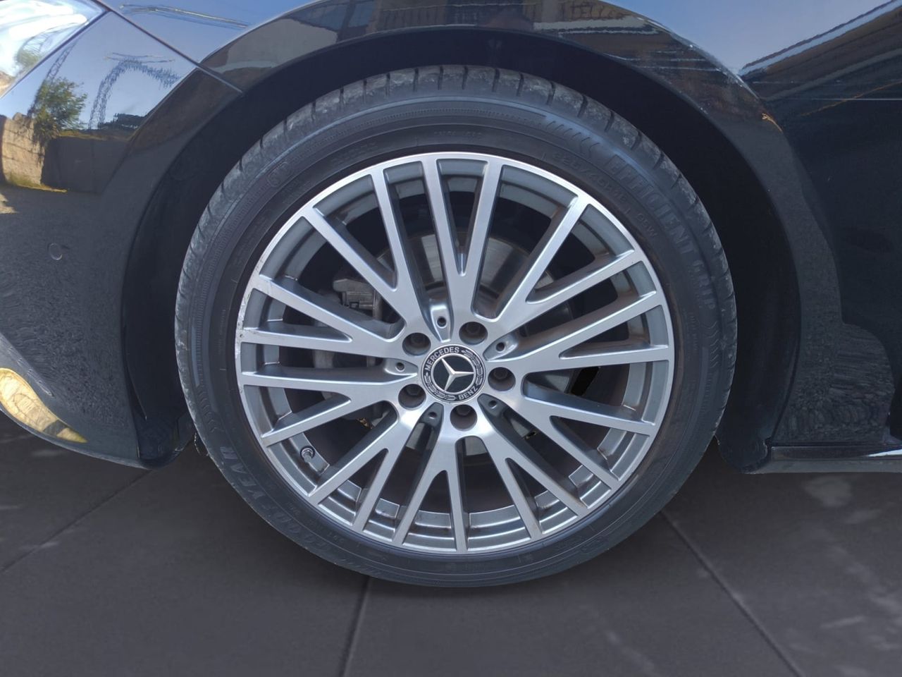 Mercedes CLA 200 D DCT SHOOTING BRAKE + PAQ ADVANTAGE+ SMARTPHONE  - Foto 2