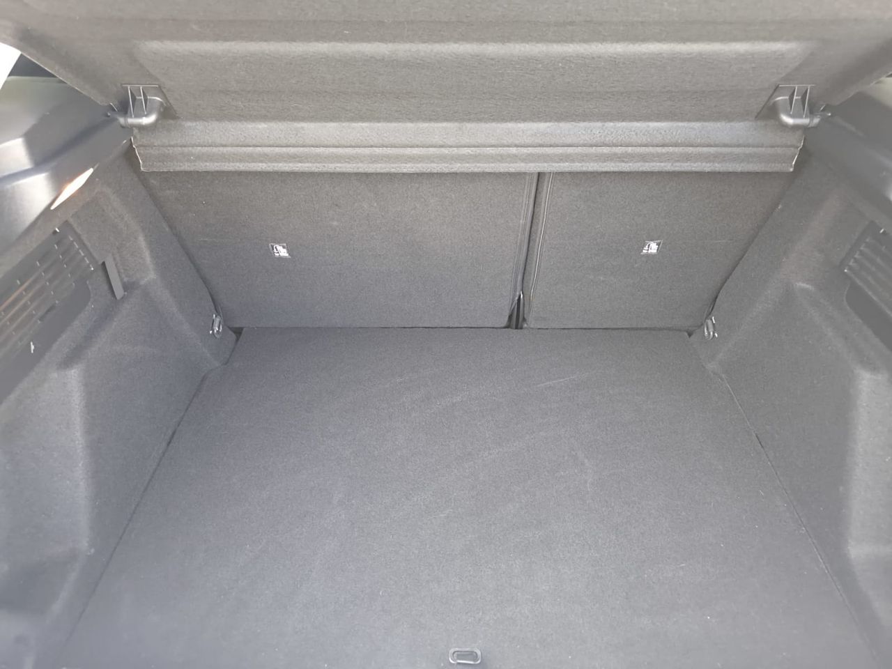 Citroën C4 BLUE HDI 110 CV  - Foto 2